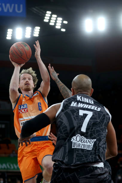 双方均全力 双方均全力