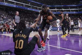 展空间受到 展空间受到