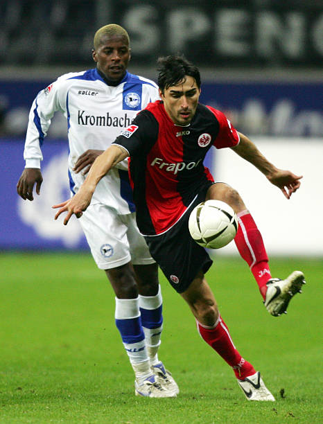 贡献21分 贡献21分