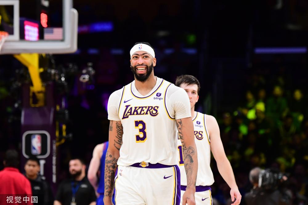 虑球员年龄 虑球员年龄